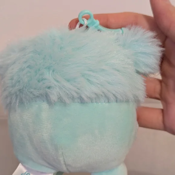 2.5" Bigfoot 🩵 Squishmallow Keychain - Picture 2 of 4